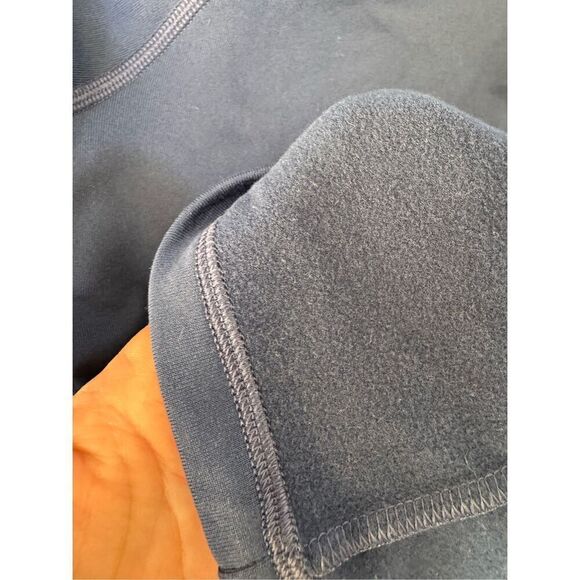 All in motion boys 8/10 medium navy blue base layer thermal long sleeve - Picture 4 of 4